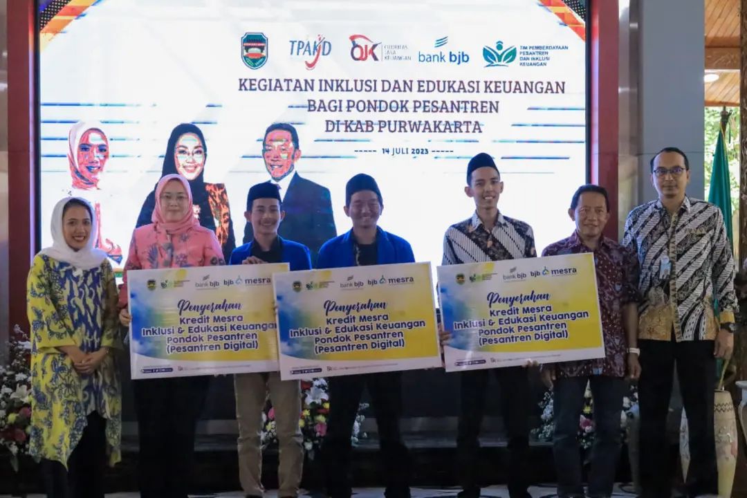 Kegiatan Inklusi Dan Edukasi Keuangan Bagi Pondok Pesantren Di Wilayah