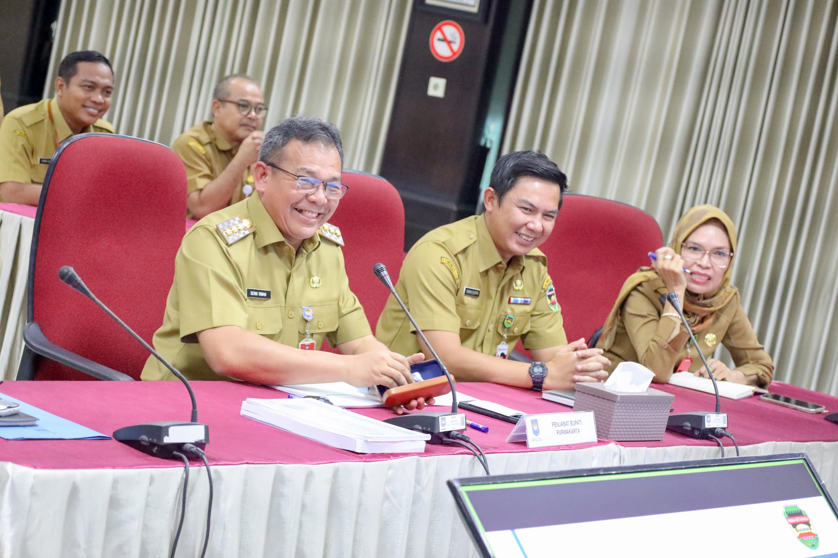 Pj. Bupati Kabupaten Purwakarta Benni Irwan Melaksanakan Laporan ...